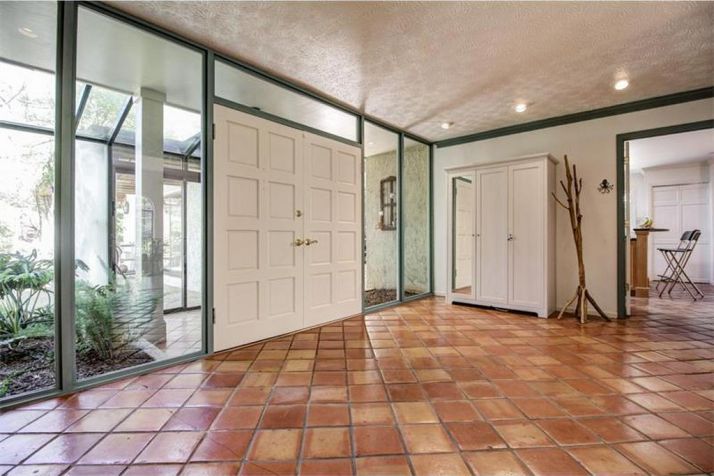 1112 Warrenhall Lane, Atlanta, GA 30319