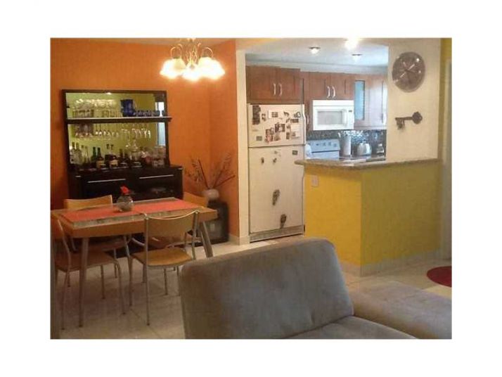 300 Layne Blvd # 204, Hallandale, FL 33009