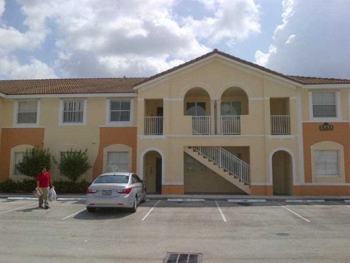 2735 SE 16 AV # 102, Homestead, FL 33035