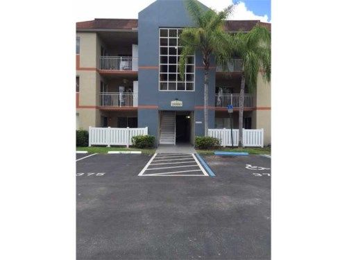 18880 NW 57th Ave # 307, Hialeah, FL 33015