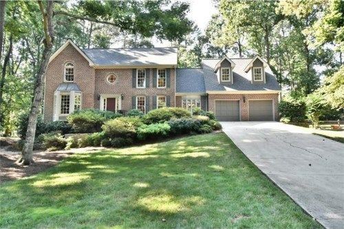 5642 Creekside Drive, Norcross, GA 30092