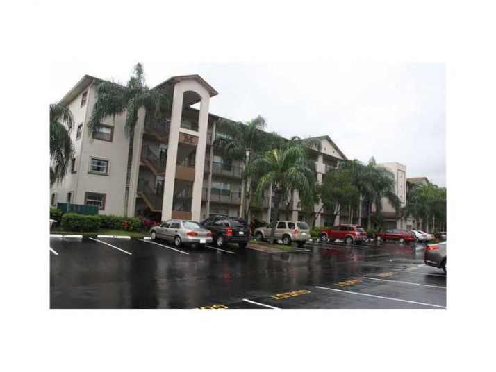 13800 SW 5 CT # 402M, Hollywood, FL 33027