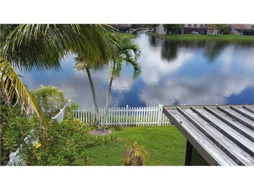 11977 NW 12th St, Hollywood, FL 33026