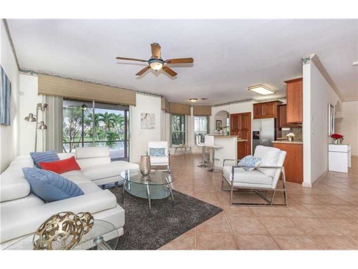 3538 SW 175th Ave, Hollywood, FL 33029