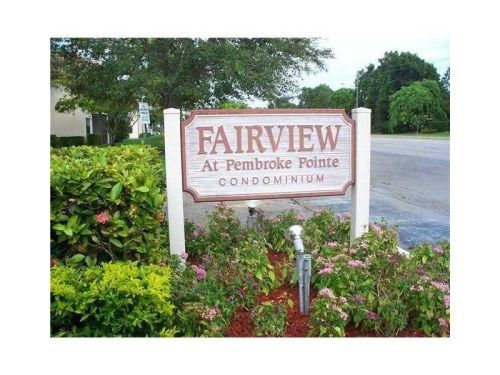 10621 NW 10th St # 204, Hollywood, FL 33026
