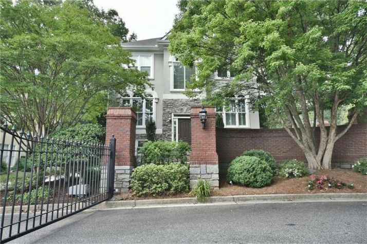 2044 Lenox Cove Circle Ne, Atlanta, GA 30319