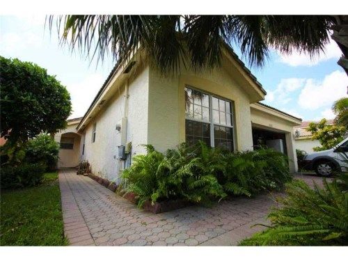 16262 SW 23rd St, Hollywood, FL 33027
