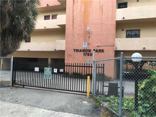 1750 W 56th St # 208, Hialeah, FL 33012