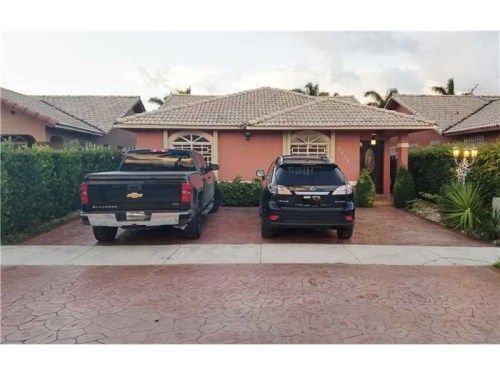 3551 W 74th Pl, Hialeah, FL 33018