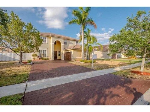 19449 SW 29 Ct, Hollywood, FL 33029