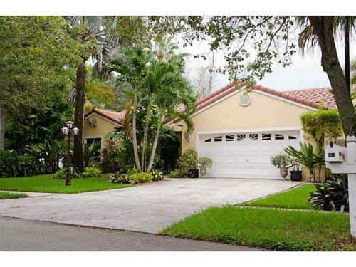 1811 SW 129 TE, Hollywood, FL 33027