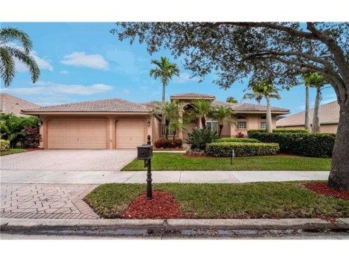 320 Mallard Rd, Fort Lauderdale, FL 33327