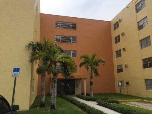 7000 NW 186th St # 4-221, Hialeah, FL 33015