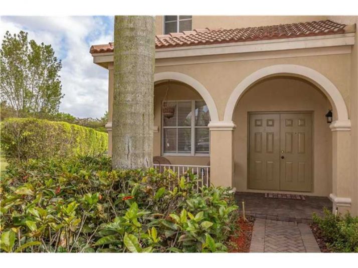 1859 Silverbell Ter, Fort Lauderdale, FL 33327