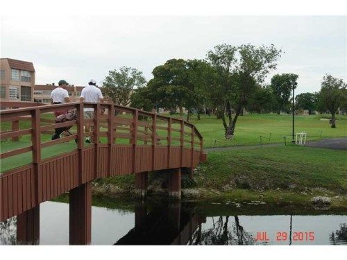 9861 Sunrise Lakes Blvd # 206, Fort Lauderdale, FL 33322