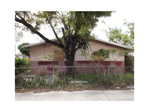 2245 SHERIDAN ST # 1-2, Hollywood, FL 33020