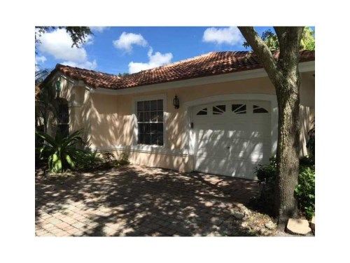 915 Garnet Cir, Fort Lauderdale, FL 33326