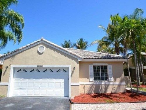 18821 NW 5TH ST, Hollywood, FL 33029