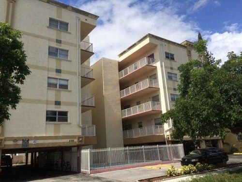 2008 Jackson St # B2, Hollywood, FL 33020