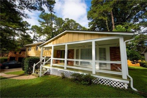 962 Vineyard Circle, Stone Mountain, GA 30083