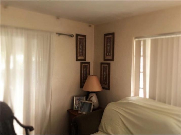 2407 Arthur St, Hollywood, FL 33020