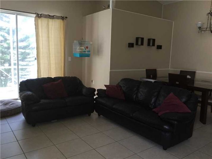11817 SW 7 ST, Hollywood, FL 33025