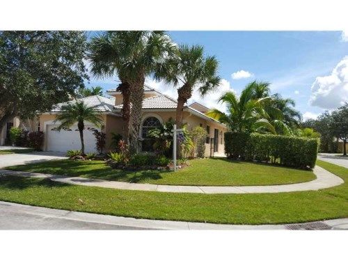 1151 NW 185 TE, Hollywood, FL 33029