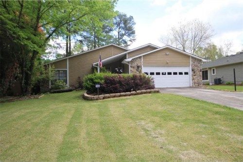 973 Park Forest Court Nw, Lilburn, GA 30047