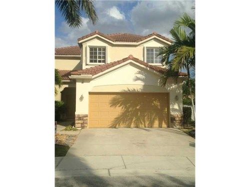 681 Live Oak Ln, Fort Lauderdale, FL 33327