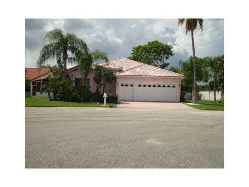 7605 NW 87 Way, Fort Lauderdale, FL 33321
