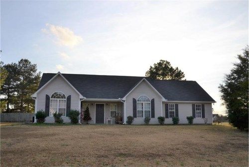 3001 Black Fox Drive, Loganville, GA 30052