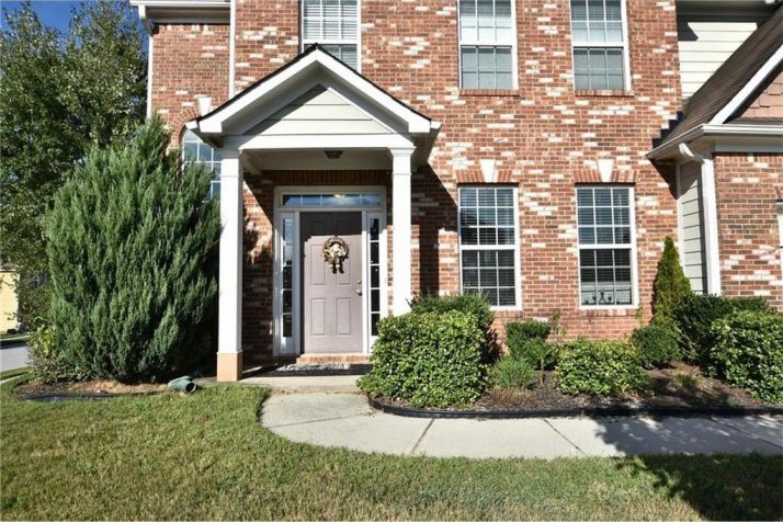 2300 Loowit Falls Drive, Braselton, GA 30517