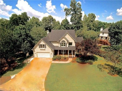 6072 Braidwood Bend Nw, Acworth, GA 30101