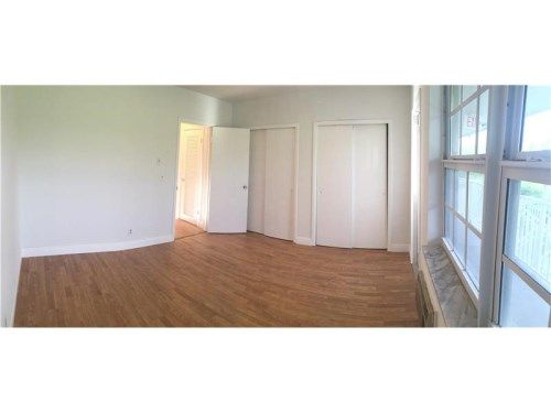 500 Layne Blvd # 19, Hallandale, FL 33009