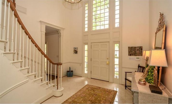 5795 Heards Forest Drive, Atlanta, GA 30328