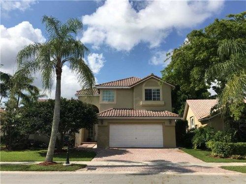 1170 N Laguna Springs Dr, Fort Lauderdale, FL 33326