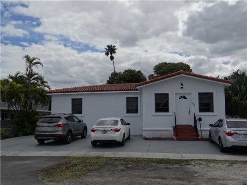 42 W 33rd St, Hialeah, FL 33012