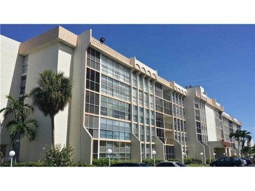 501 Three Islands Blvd # 412, Hallandale, FL 33009