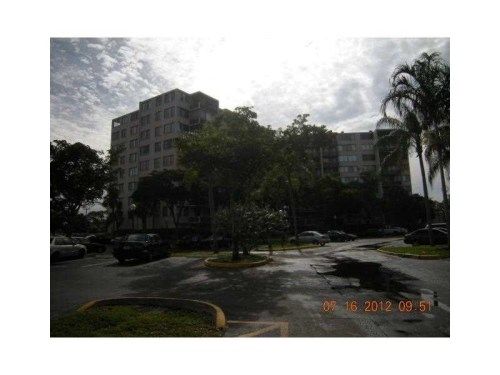 4222 INVERRARY BL # 4208, Fort Lauderdale, FL 33319