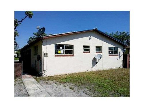 2121 LEE ST, Hollywood, FL 33020