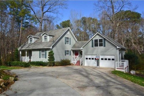 1821 North Oak Drive, Lawrenceville, GA 30044