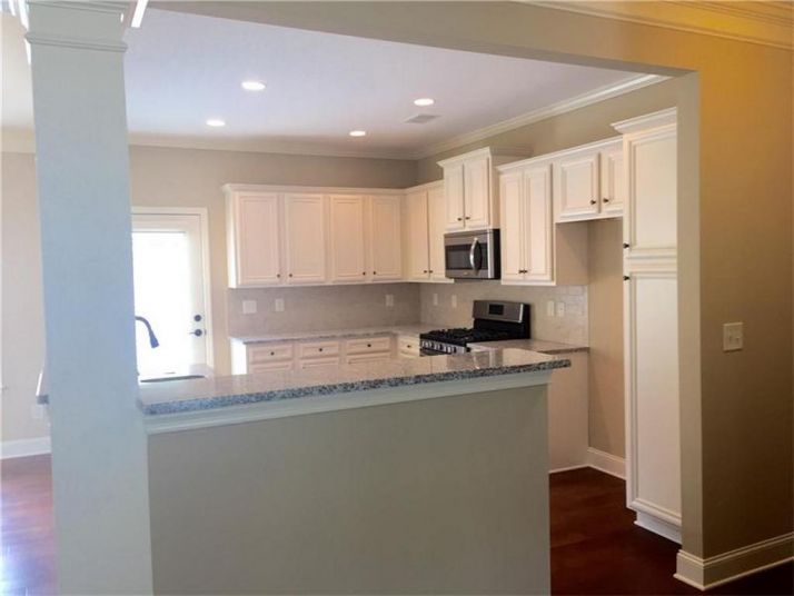 4261 Robinson Street Nw, Acworth, GA 30101