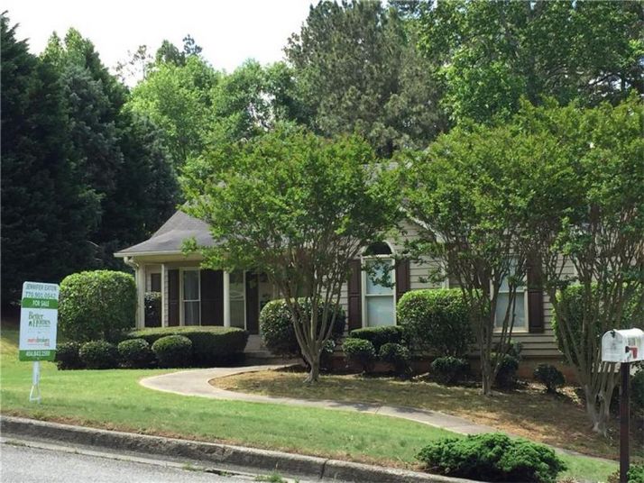 5670 Enchantress Lane Ne, Buford, GA 30518