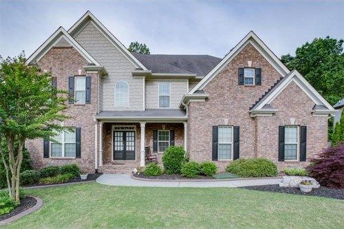 3906 Thompson Lake Drive, Buford, GA 30519