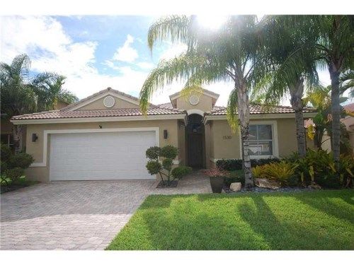 1530 SW 187 terrace, Hollywood, FL 33029