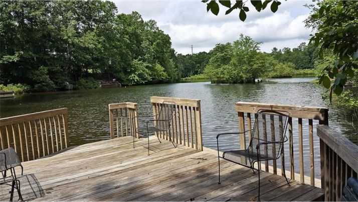 1620 Blue Pond Drive, Canton, GA 30115