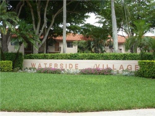 15813 W Waterside Cir # 205, Fort Lauderdale, FL 33326