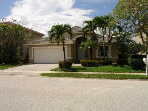 19351 SW 15 ST, Hollywood, FL 33029