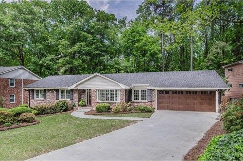 2284 Fairoaks Road, Decatur, GA 30033