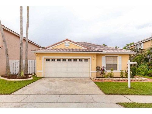 19060 NW 12 ST, Hollywood, FL 33029